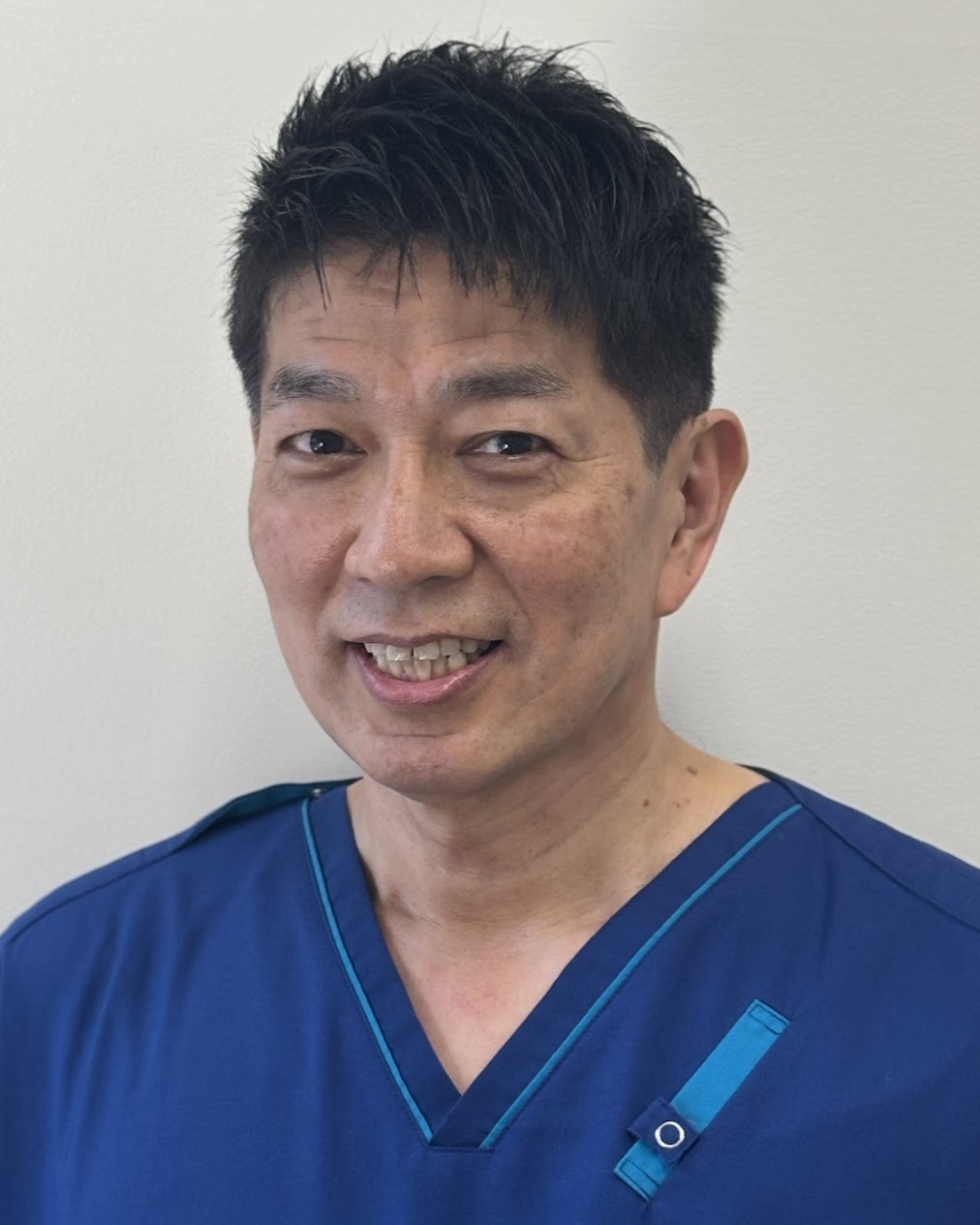 会長　岸本　裕充